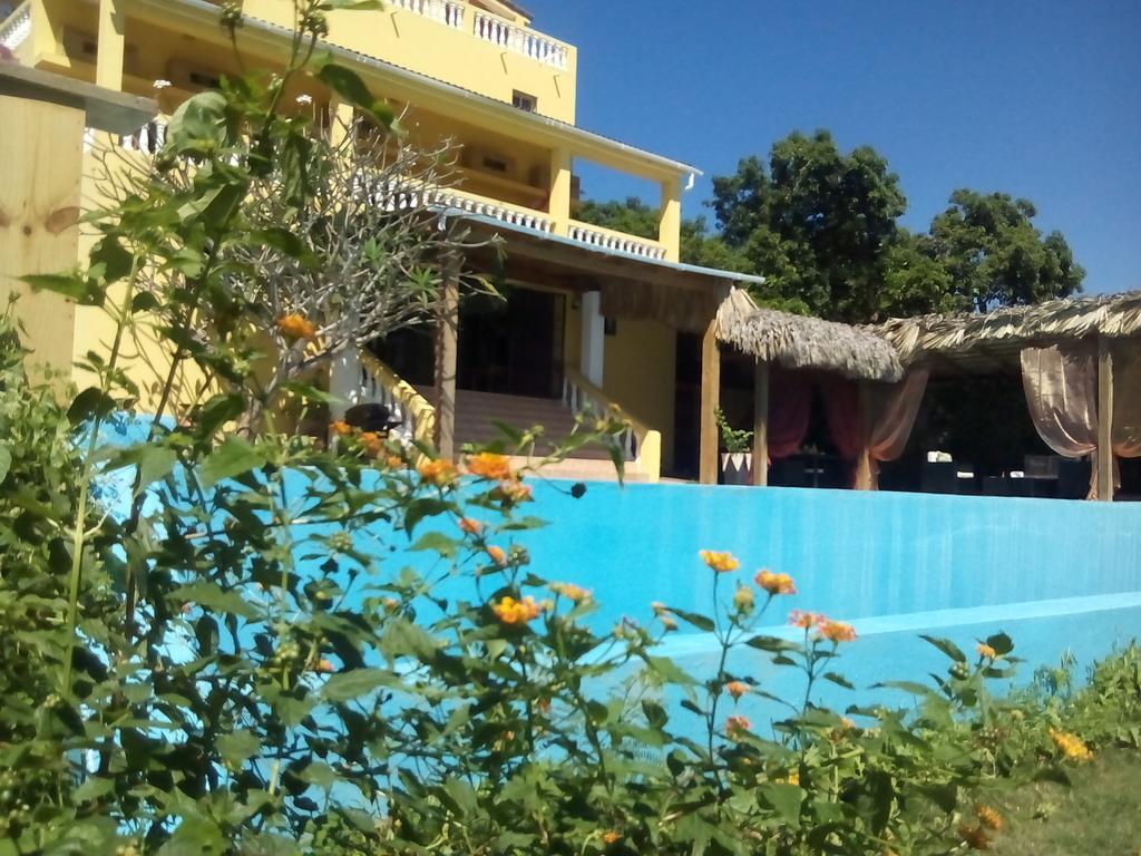 Bed and Breakfast Casa Lilly Cabarete Exterior foto